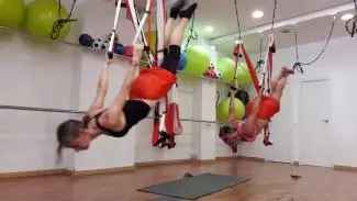cómo el AeroYoga puede liberarte del dolor de espalda, la ansiedad y el estrés